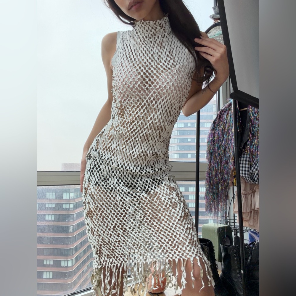 Fishnet Like White Sleeveless Midi Dress